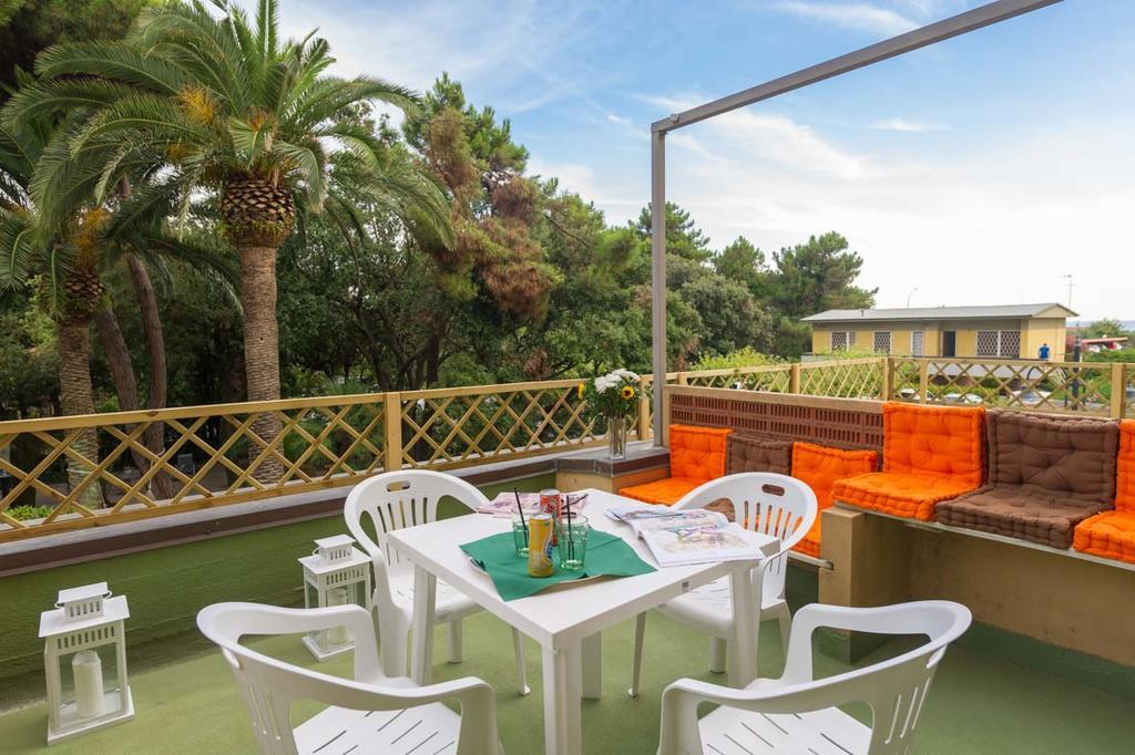 Albergo Battelli (Adults Only) Marina di Pietrasanta Dış mekan fotoğraf