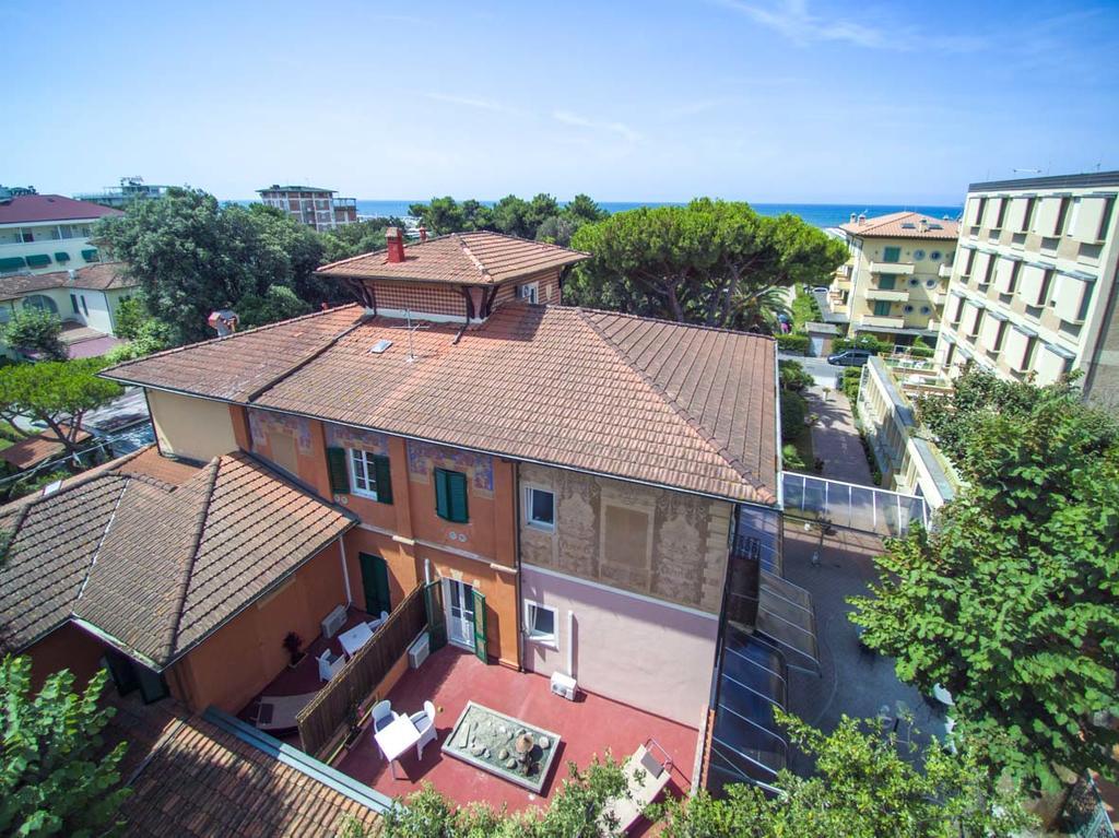 Albergo Battelli (Adults Only) Marina di Pietrasanta Dış mekan fotoğraf