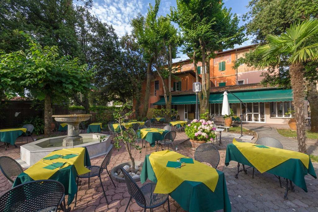 Albergo Battelli (Adults Only) Marina di Pietrasanta Dış mekan fotoğraf