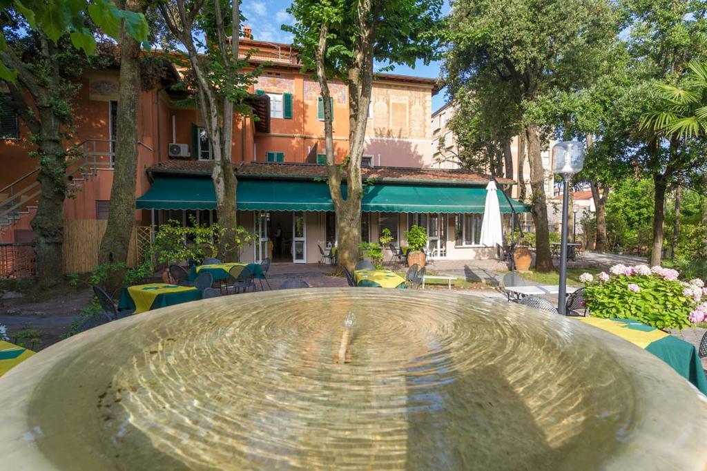 Albergo Battelli (Adults Only) Marina di Pietrasanta Dış mekan fotoğraf