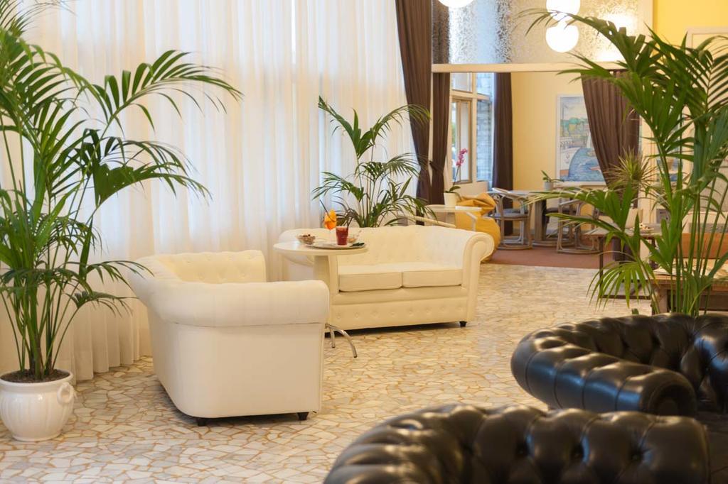 Albergo Battelli (Adults Only) Marina di Pietrasanta Dış mekan fotoğraf