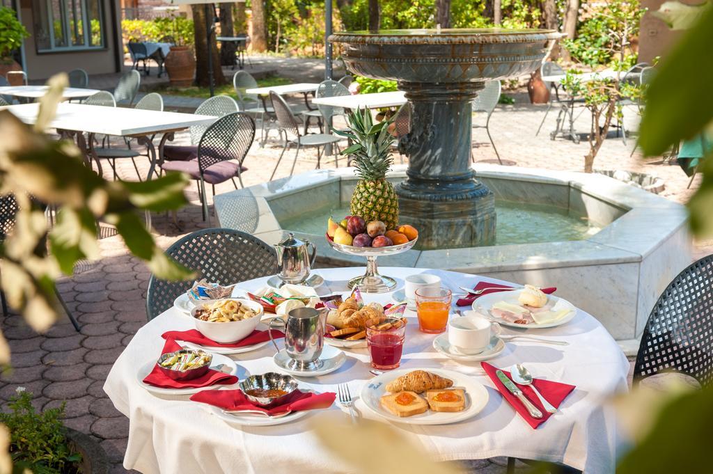 Albergo Battelli (Adults Only) Marina di Pietrasanta Dış mekan fotoğraf
