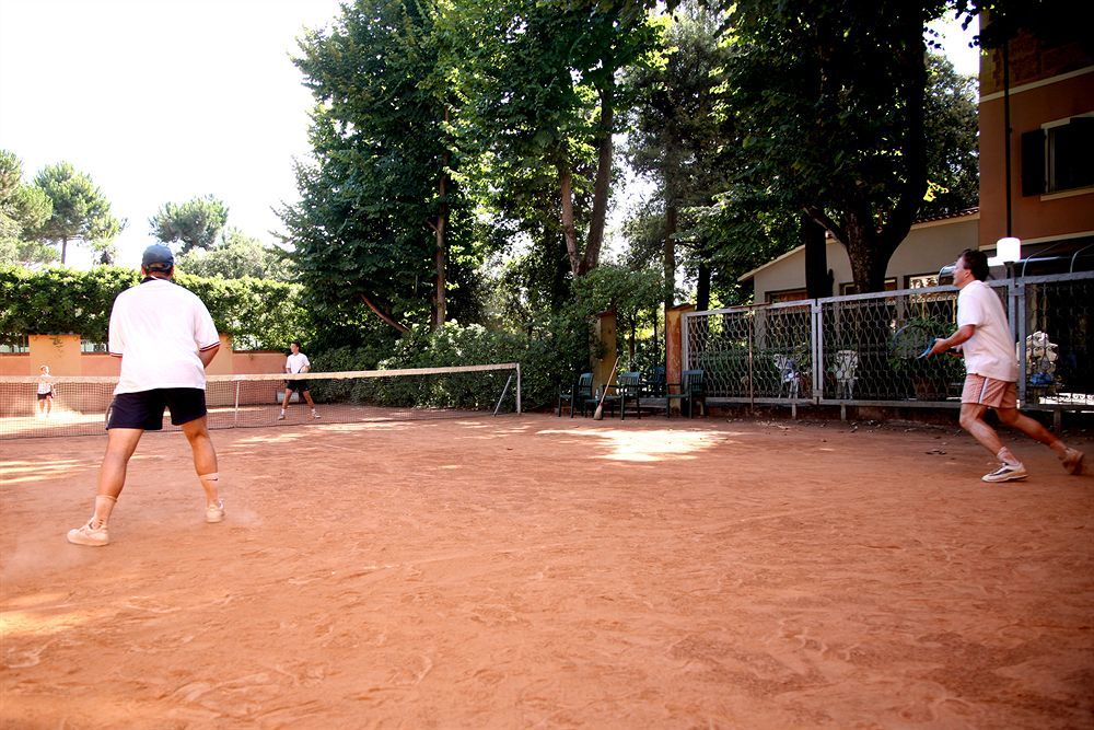 Albergo Battelli (Adults Only) Marina di Pietrasanta Dış mekan fotoğraf
